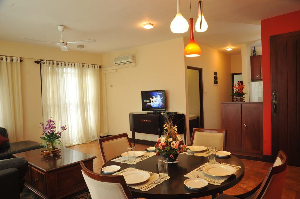 Prestige Court Residencies Hotel Dehiwala-Mount Lavinia Exterior foto